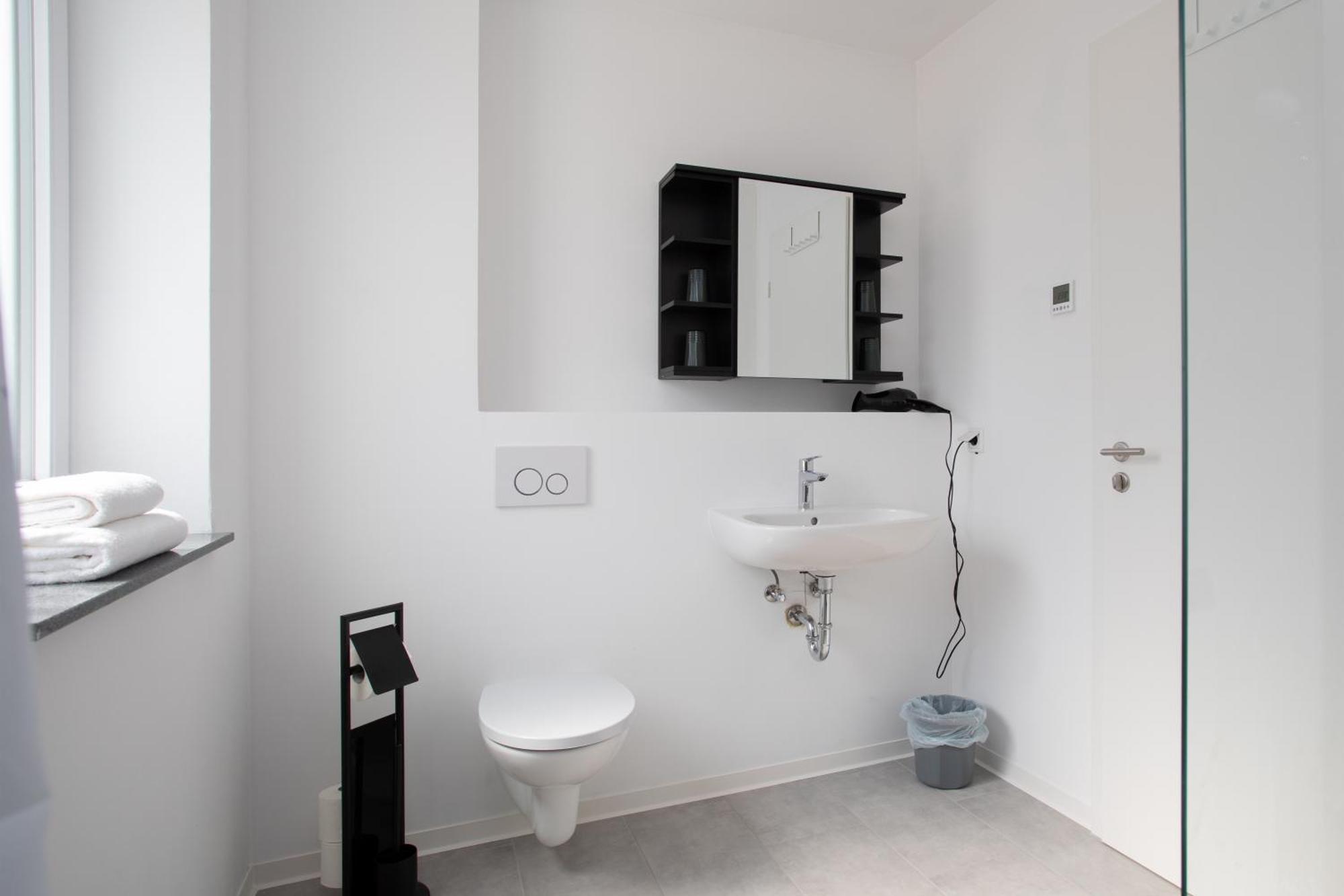Apartmenthaus Am Kaiser-Wilhelm-Park Детмолд Екстериор снимка